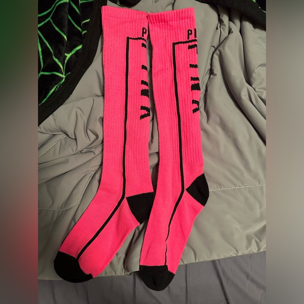 VS PINK long socks